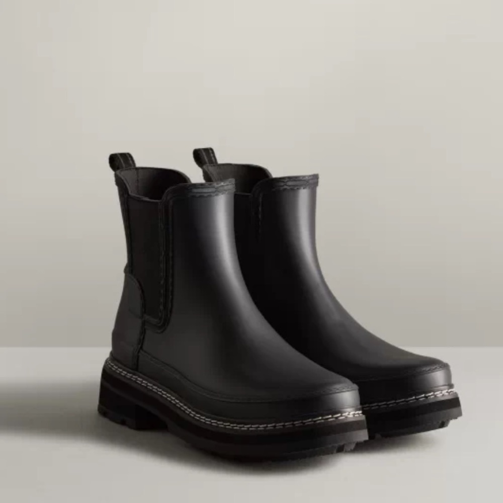 Hunter Women's Refined Stitch Detail Chelsea Boots